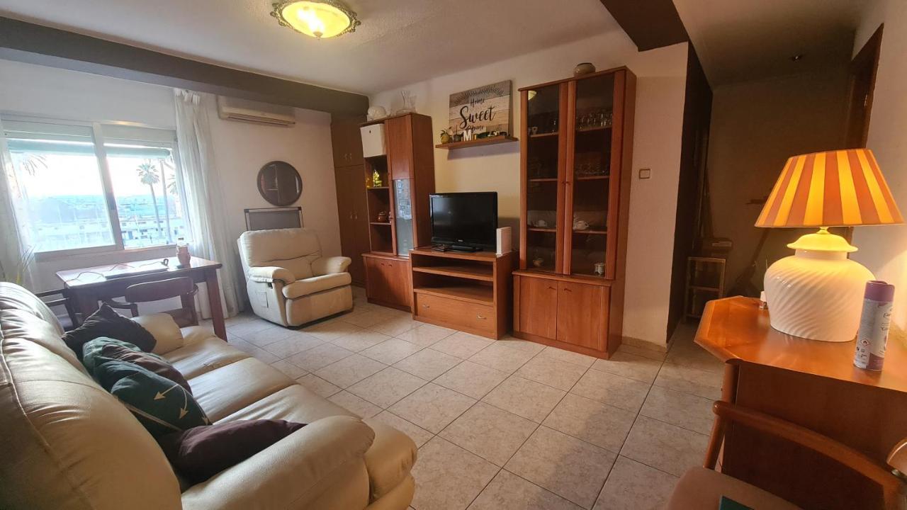 Rooms On Malvarrosa Beach Valencia Bagian luar foto