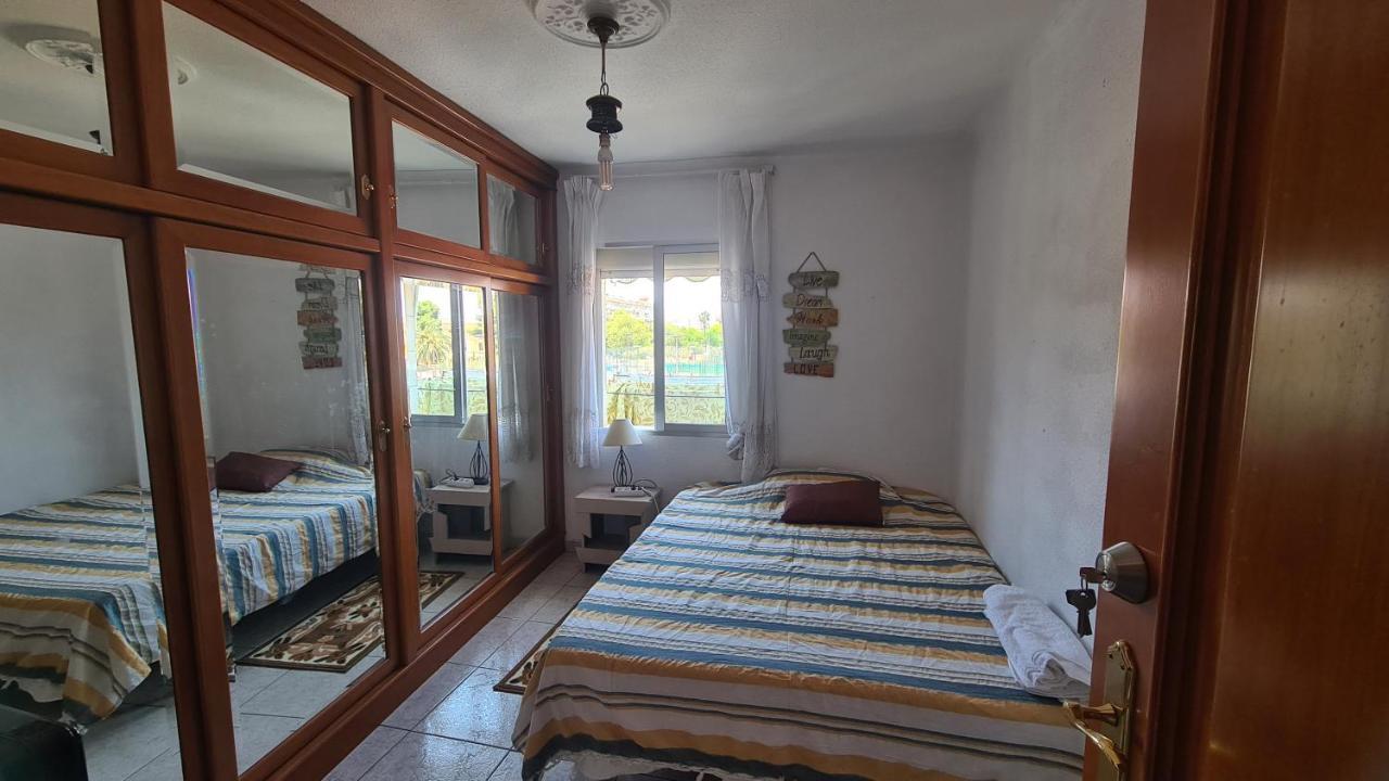 Rooms On Malvarrosa Beach Valencia Bagian luar foto